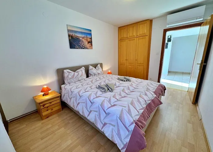 Apartamento Pavle By Interhome