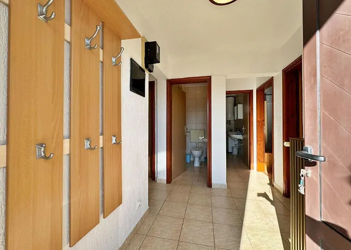 Pavle By Interhome * Jusici